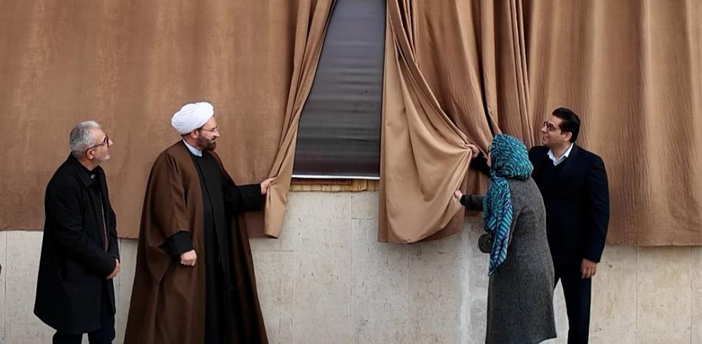 نخستین جشنواره دیوارنگاره دانشگاه مراغه با رونمایی از اثر انجمن علمی روانشناسی آغاز شد